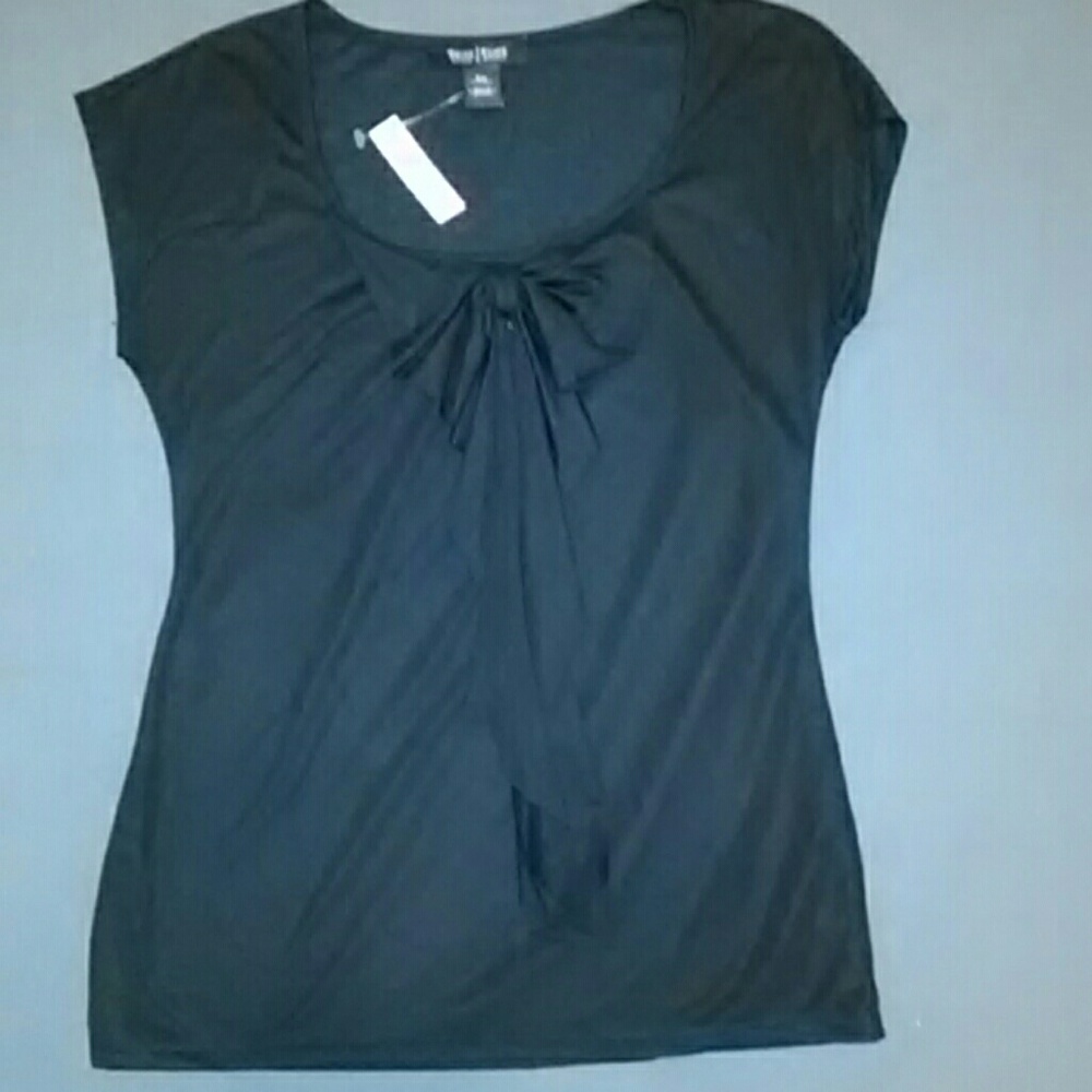 NWT White House Black Market Black Bow front Top